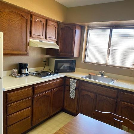Royal Inn Lovelock Bagian luar foto
