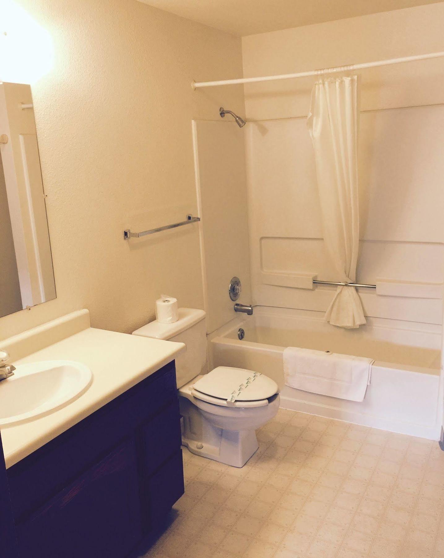 Royal Inn Lovelock Bagian luar foto